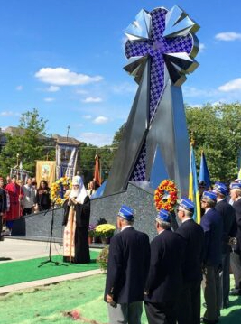 На американському континенті відкрили пам’ятник Героям України